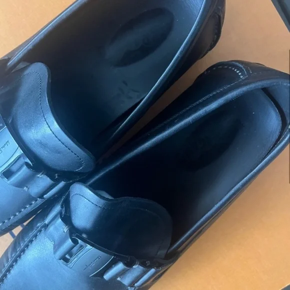 Men’s shoes